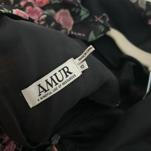 AMUR gorgeous pleated floral romper with cutout detail - Picture 6 of 6